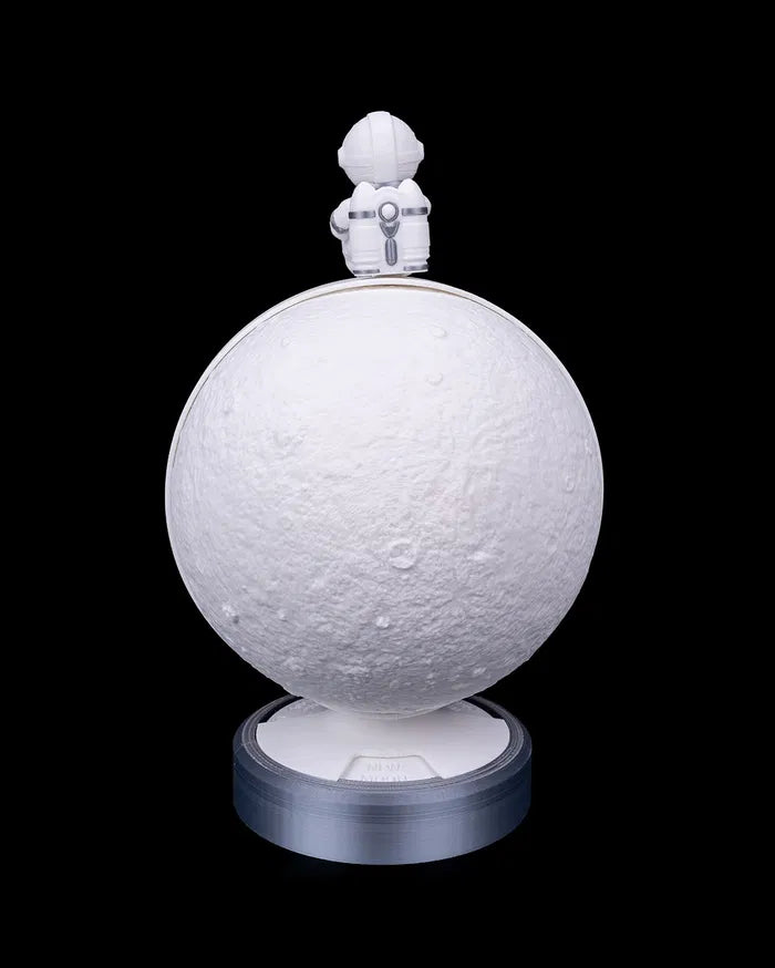 Bright_Phases_Table_Lamp_7_f49a997b87