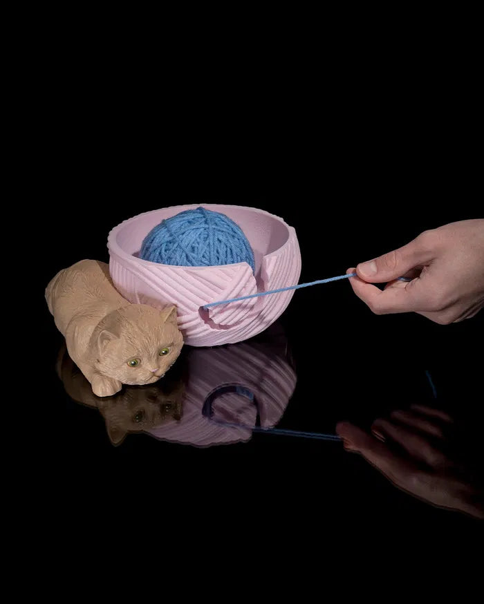 Kit_Cat_Yarn_Bowl_and_Hook_Case_7_dd4d272a7e