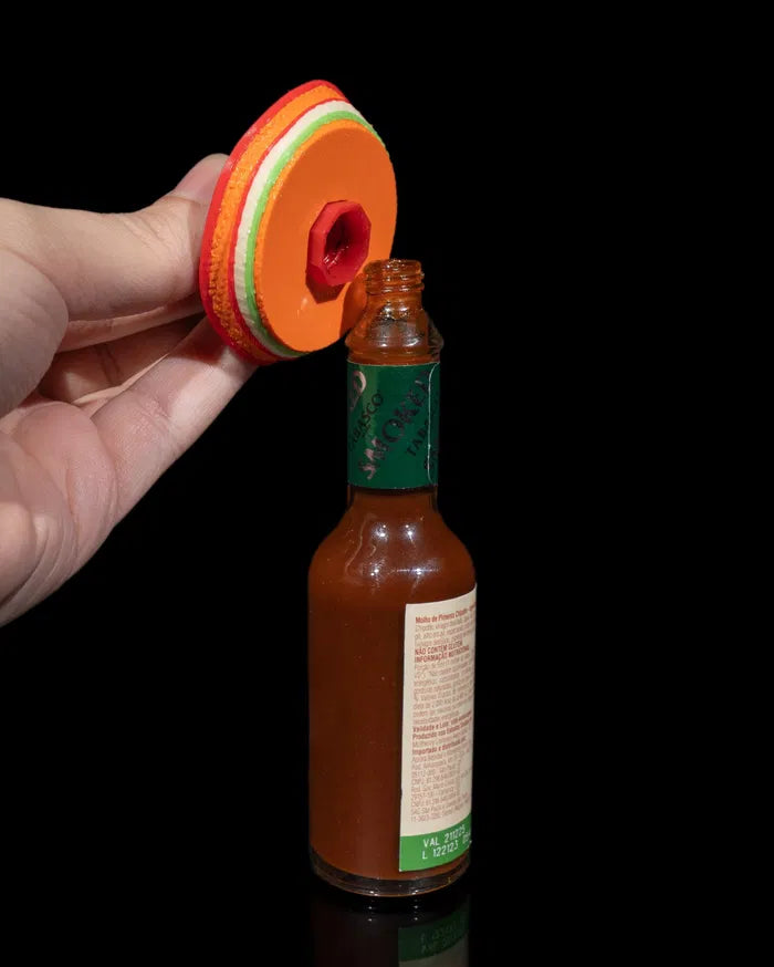 Sombrero_Keychain_and_Tabasco_Topper_4_53206ea453