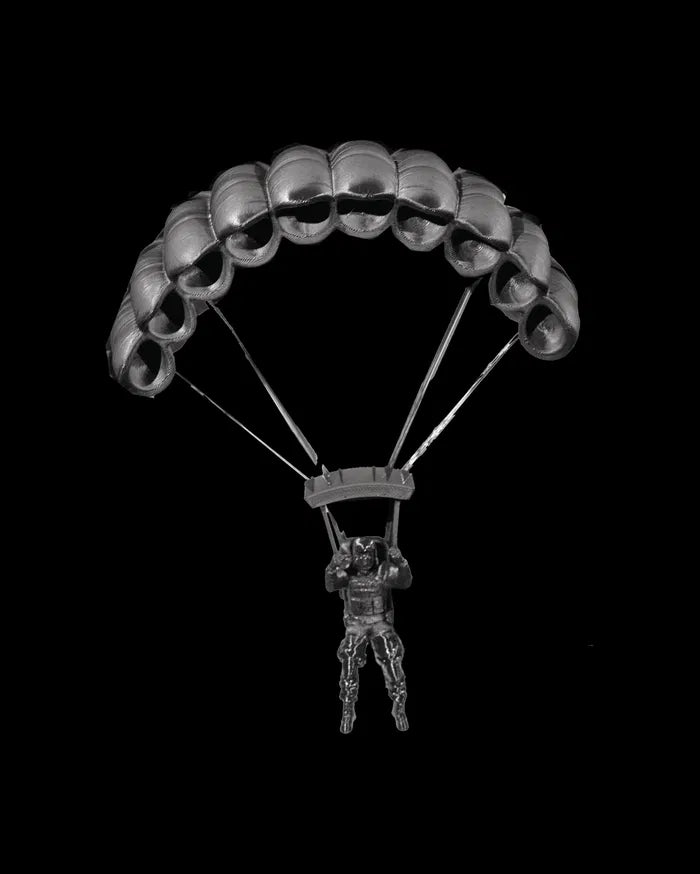 Parachuting_Headphone_Holder_2_064808315f