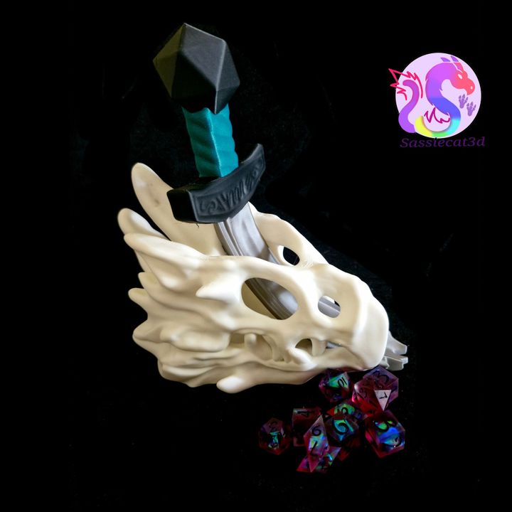 720X720-Dragon_Skull_dicetower_normal