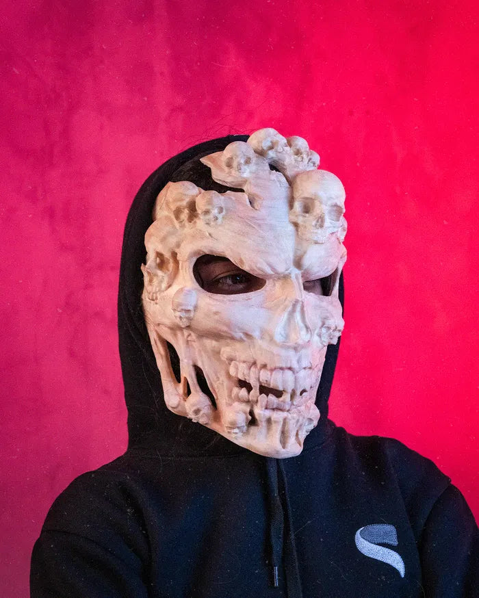 Face_the_Grave_Halloween_Mask_2_1a84f6d631