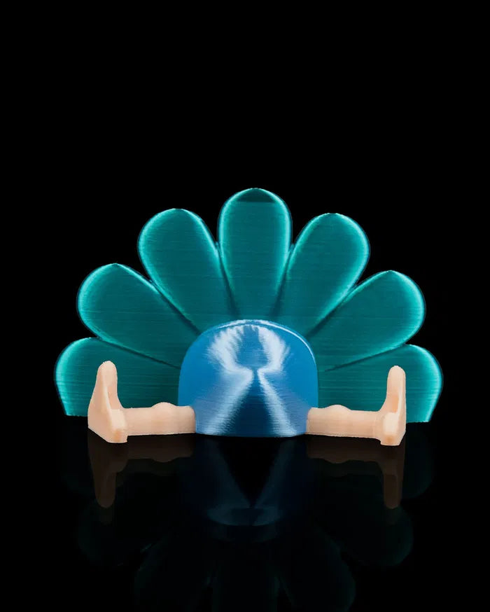 Peacock_in_Field_Nest3_eeebb06c1f