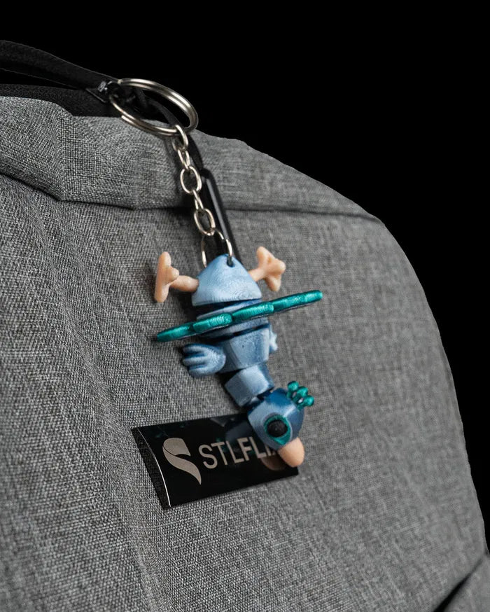 Peacock_in_Field_Nest7_c5ccaccba4