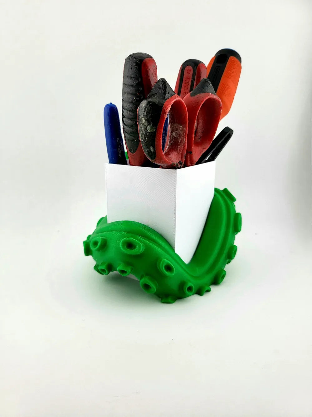 2024-10-18_5f077b3ab96f98