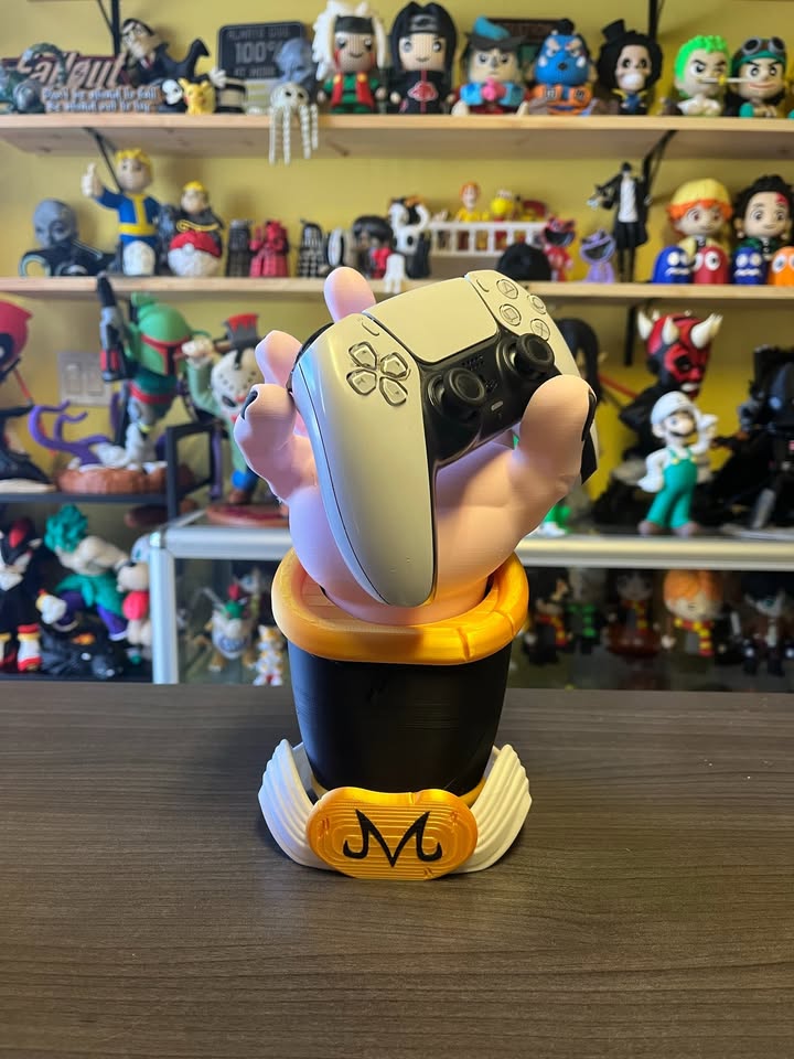 Dragon Ball Z - 12” Majin Buu Hand Gaming Controller Stand