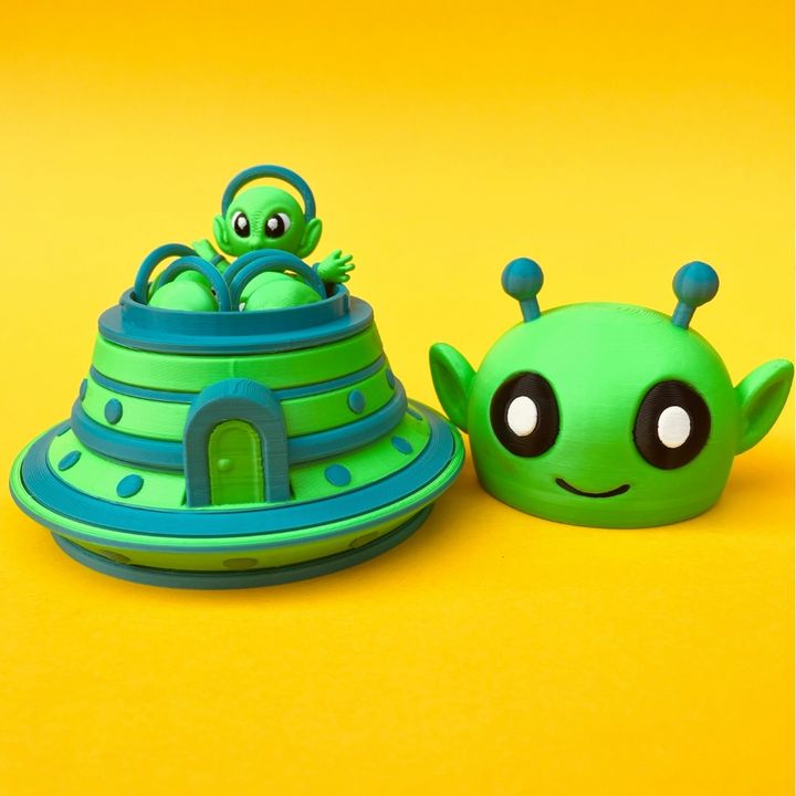 Flexi Alien And House Storage Box: Articulated UFO Space Fidget