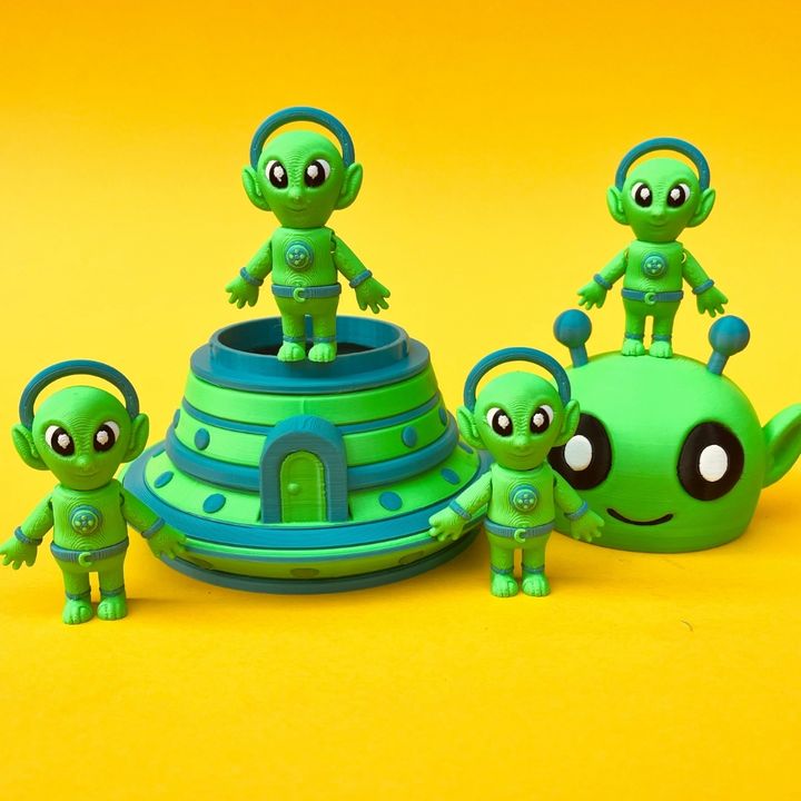 Flexi Alien And House Storage Box: Articulated UFO Space Fidget