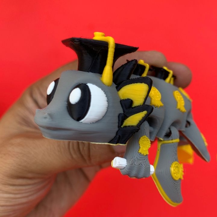 Articulated Flexi Graduation Winger Dragon & Egg