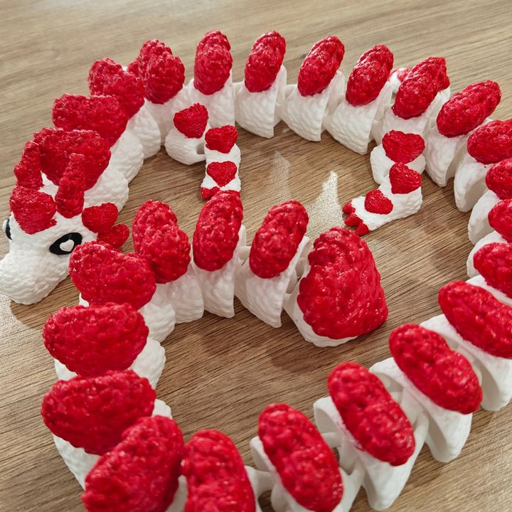 Flexi Love Dragon: Articulated Valentine Dragon