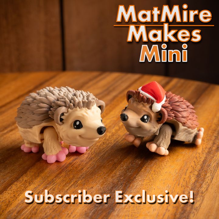 MMMini Hedgehog + Santa Hat