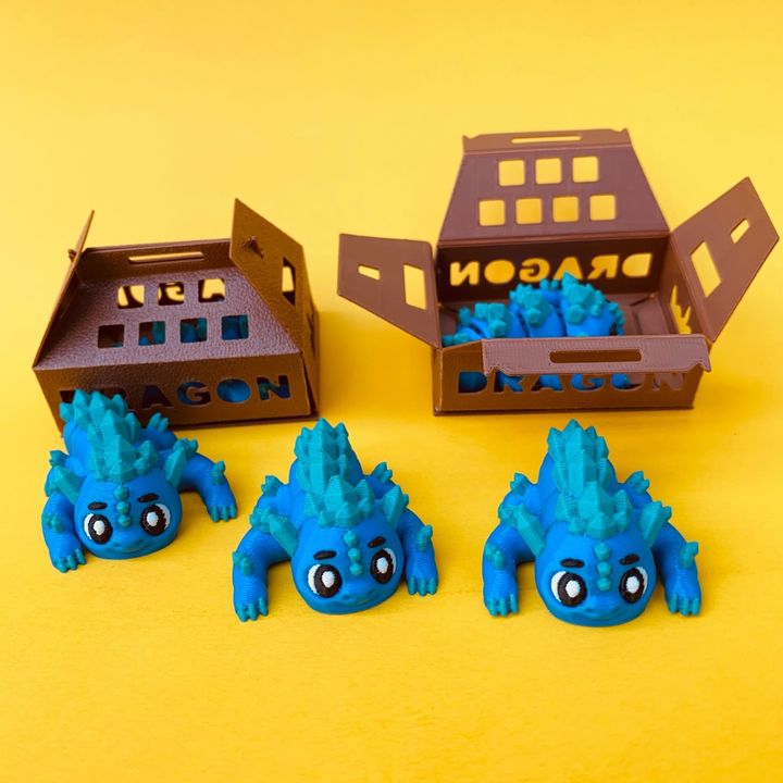 Articulated Flexi Mini Crystal Dragon & Bag Box