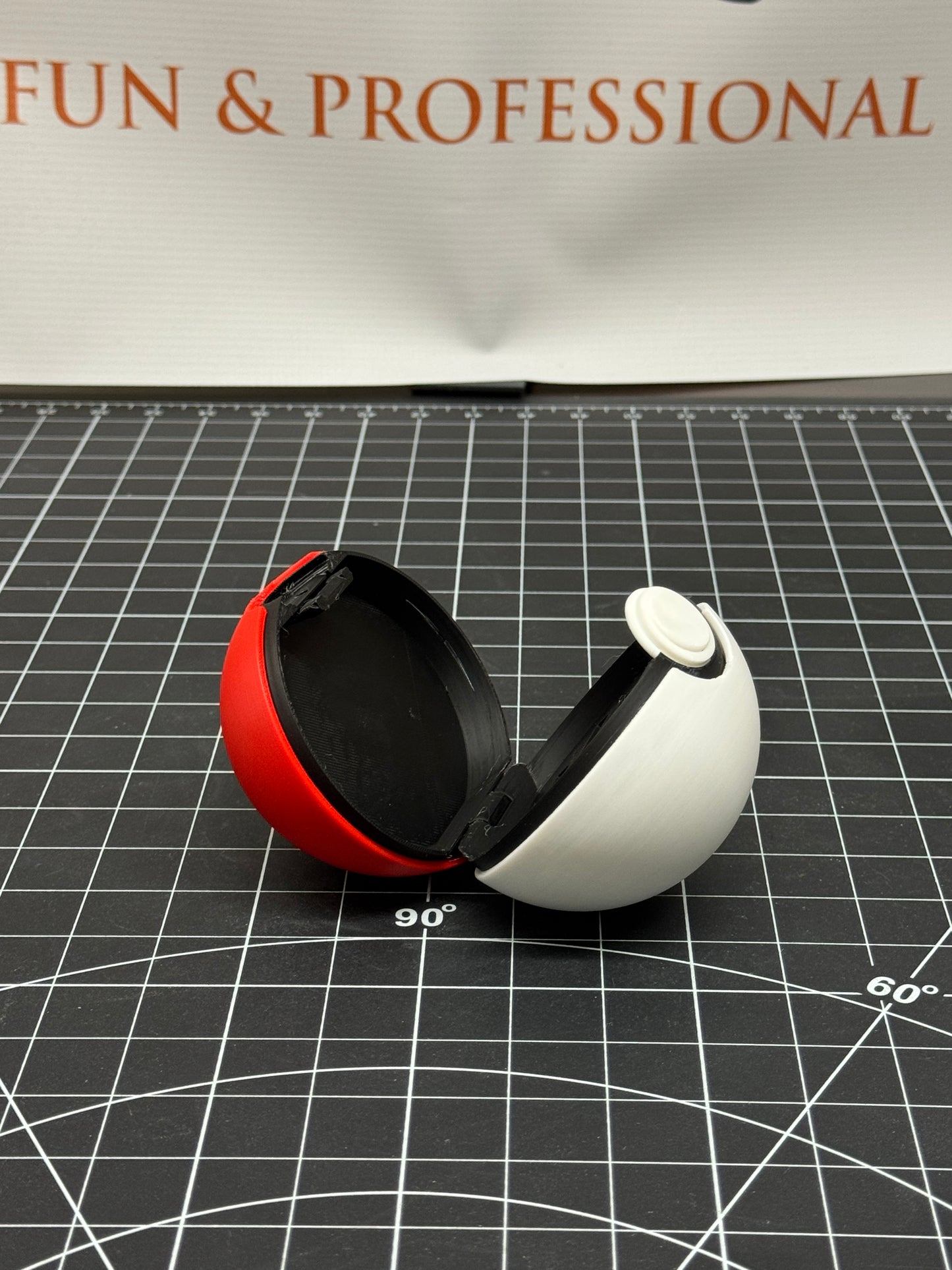 Pokemon - 4" Pokeball