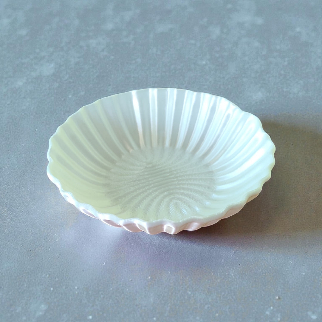 Glossy Seashell Bowl Version Three