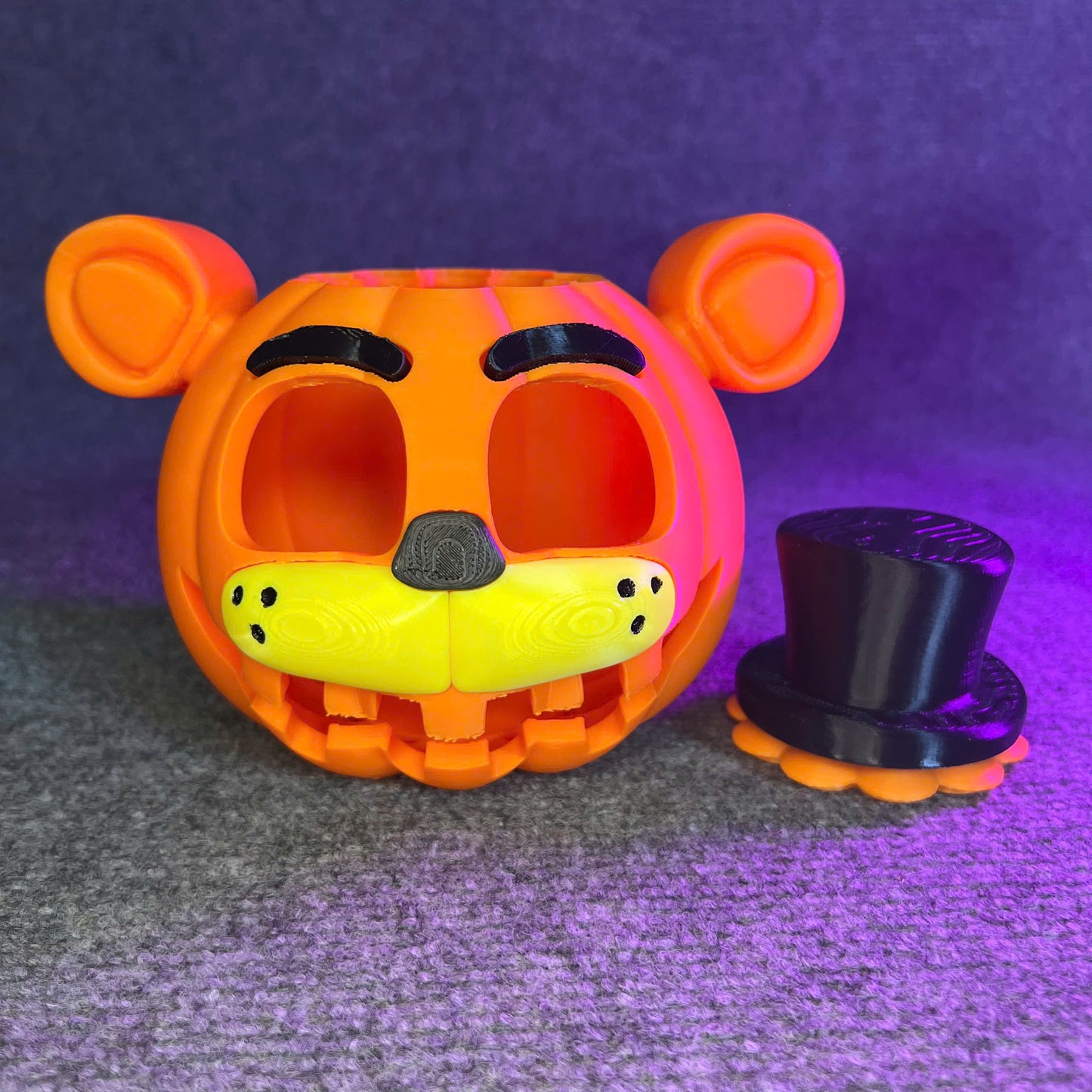 Five Nights at Freddy's Freddy Fazbear Halloween Pumpkin