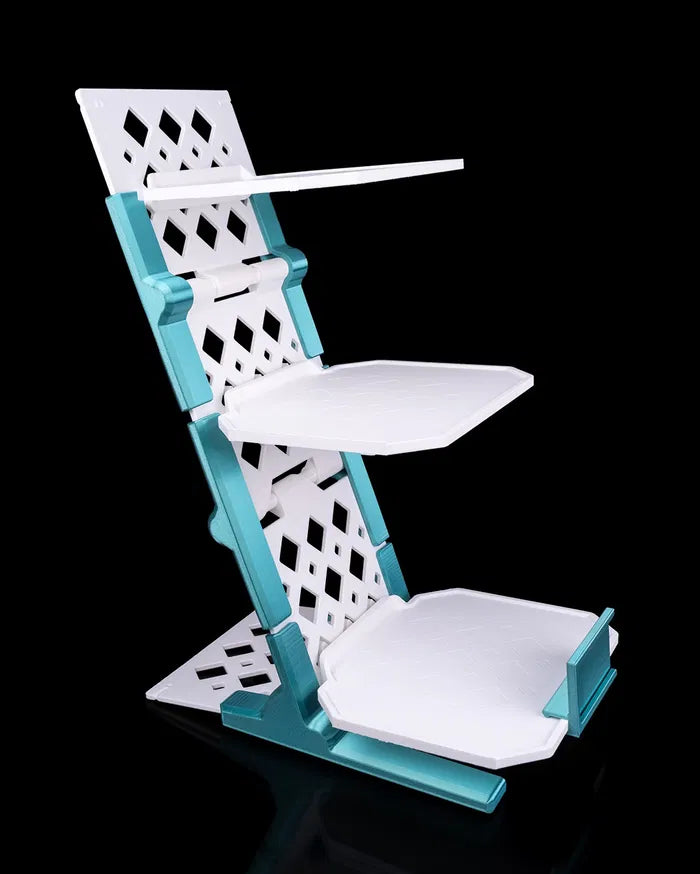 Still_Standing_Display_5_b4d483d71e