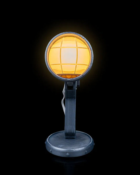 Chrome_Headlight_Table_Lamp5_5a7d903471