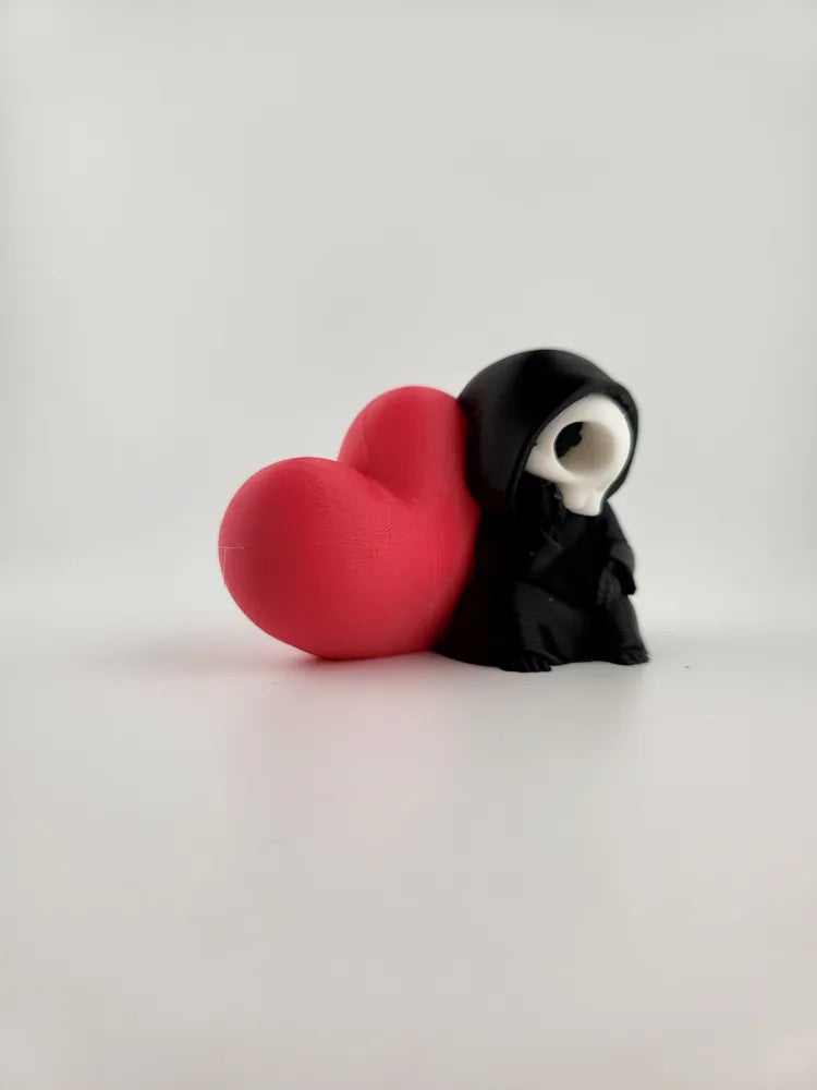 Cute Reaper with Heart – Kawaii Gothic Valentine