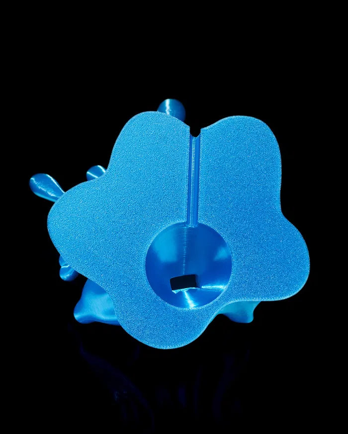 Splash_Phone_Holder_6_035f9a2d01