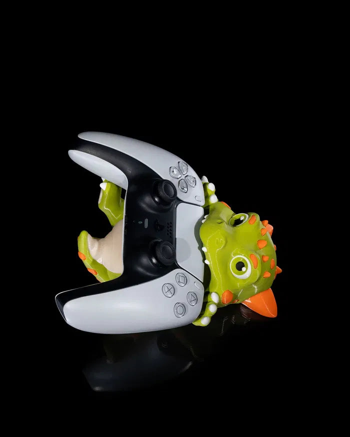 Draconic_Snack_Controller_Holder6_4dd92f96cc