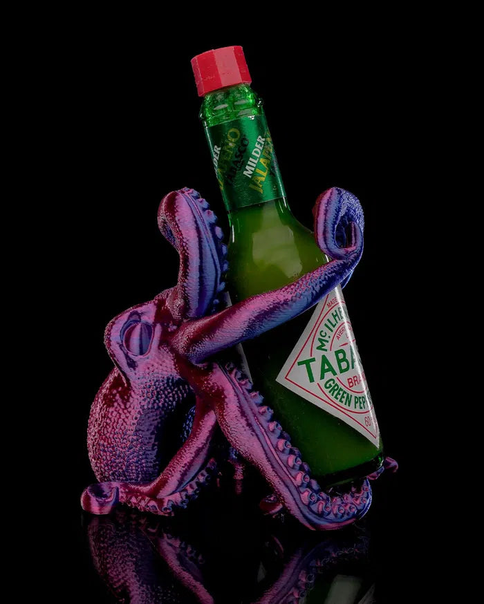 Bordeaux_Tabasco_Holder1_977df34728