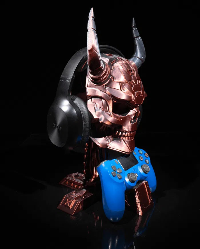 Sci_fi_Skull_Controller_and_Headphone_Holder_7_502945a24d
