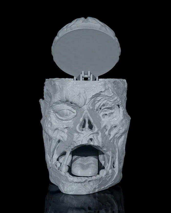 Zombie_Cookie_Jar_3_2e5ee74549