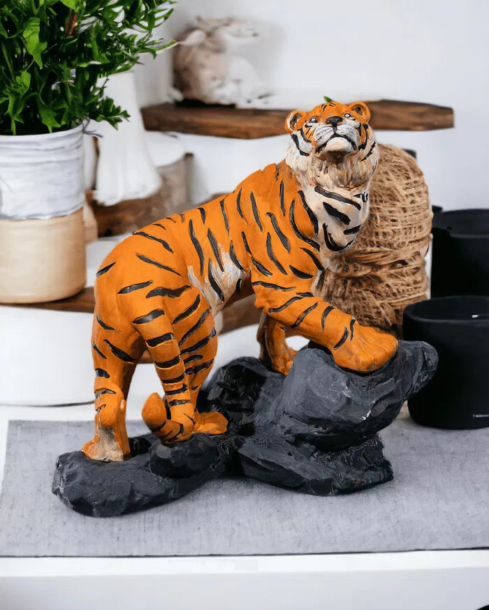 The_Bengal_Tiger_Resin_1_Photo_Room_265f4c3466
