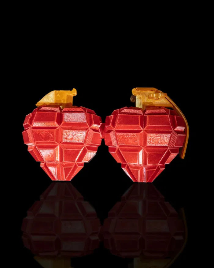 Heart_Shaped_Grenade_5_ef1cb55c6a