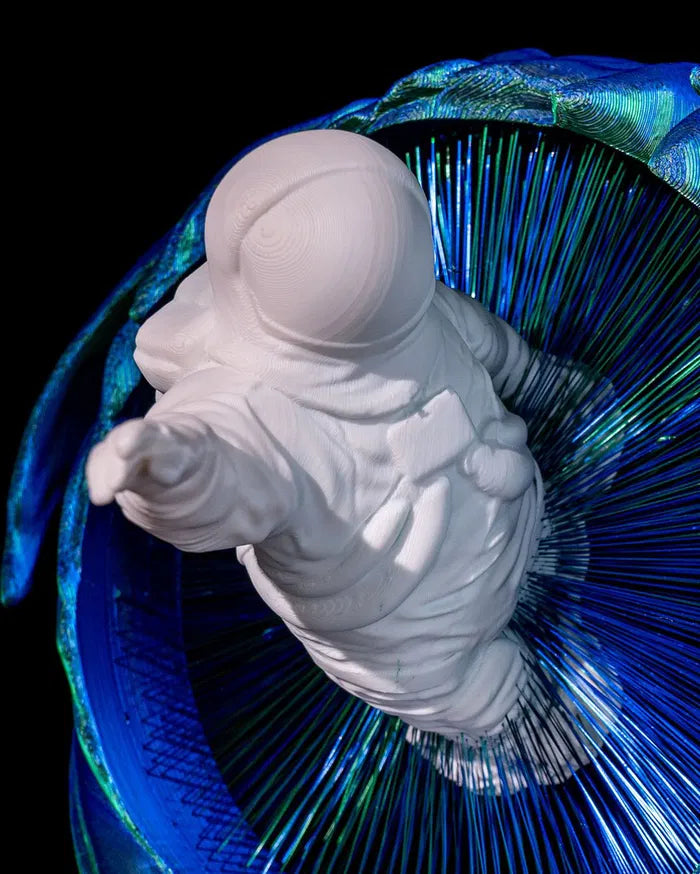 THE_ASTRONAUT_5_4e3cb65c74