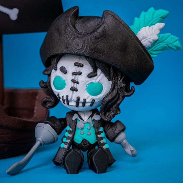 720X720-Pirate twisty-4