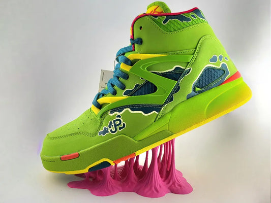 Sneaker Display Stand – Dripping Gum Style Holder