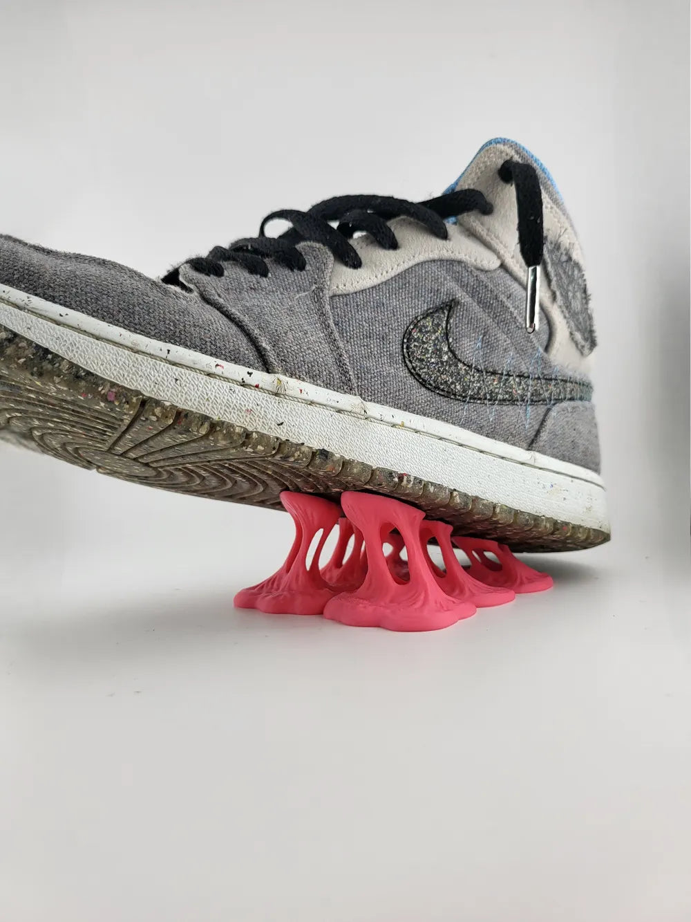 Gum Shoe Stand Display for Nike and Jordan Shoes