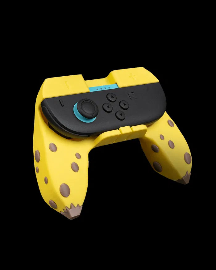 Banana_Split_Controller_Grip_2_d219ed78a9