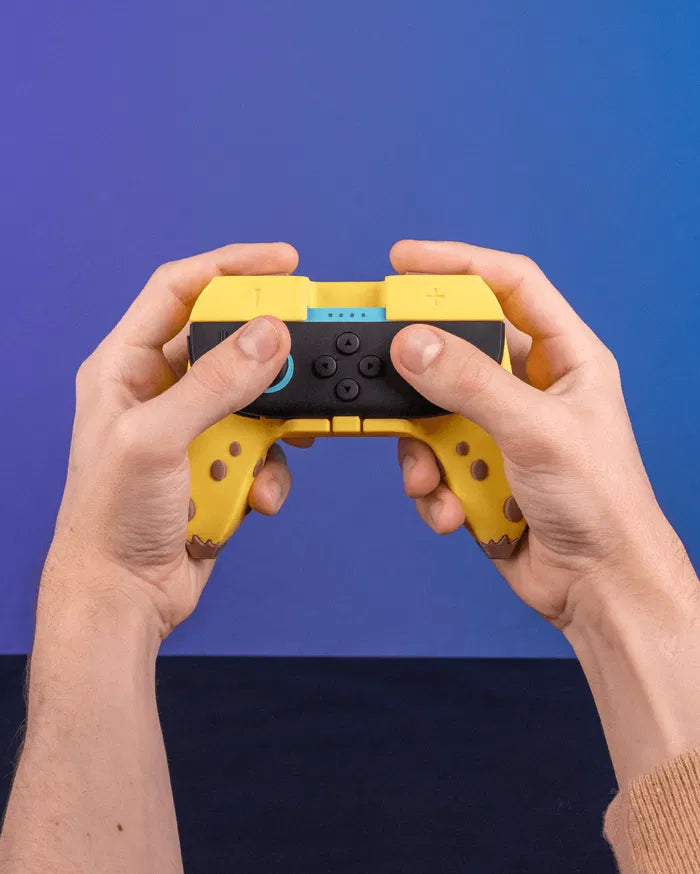 Banana_Split_Controller_Grip_6_e7aa8a5fdf