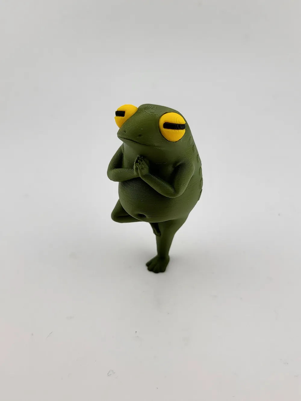 Zen Frog – Standing Balance Pose Cute Desk Deco
