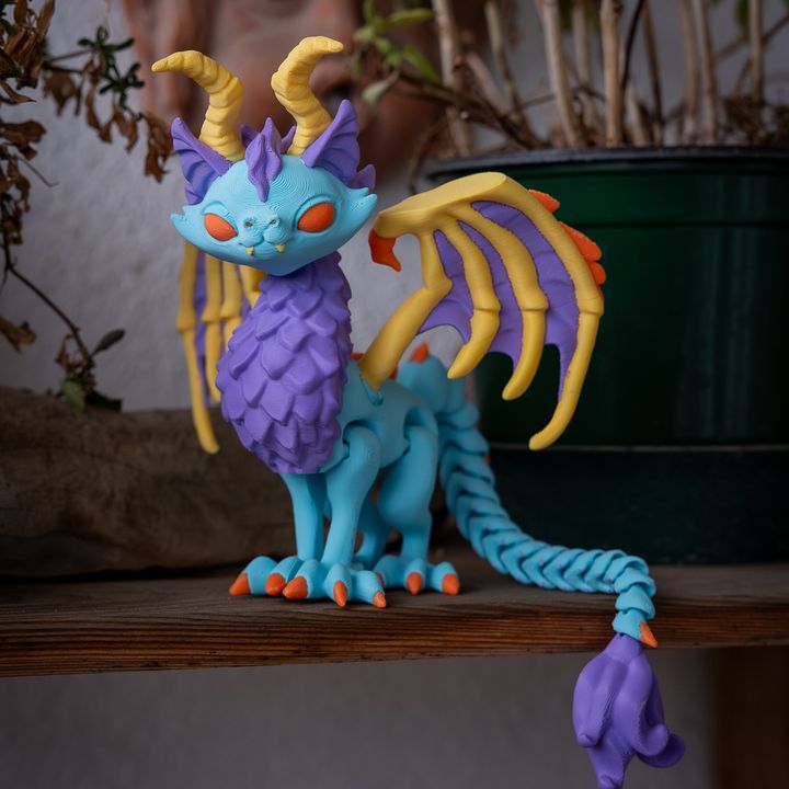 Articulated Twisty Cat Dragon