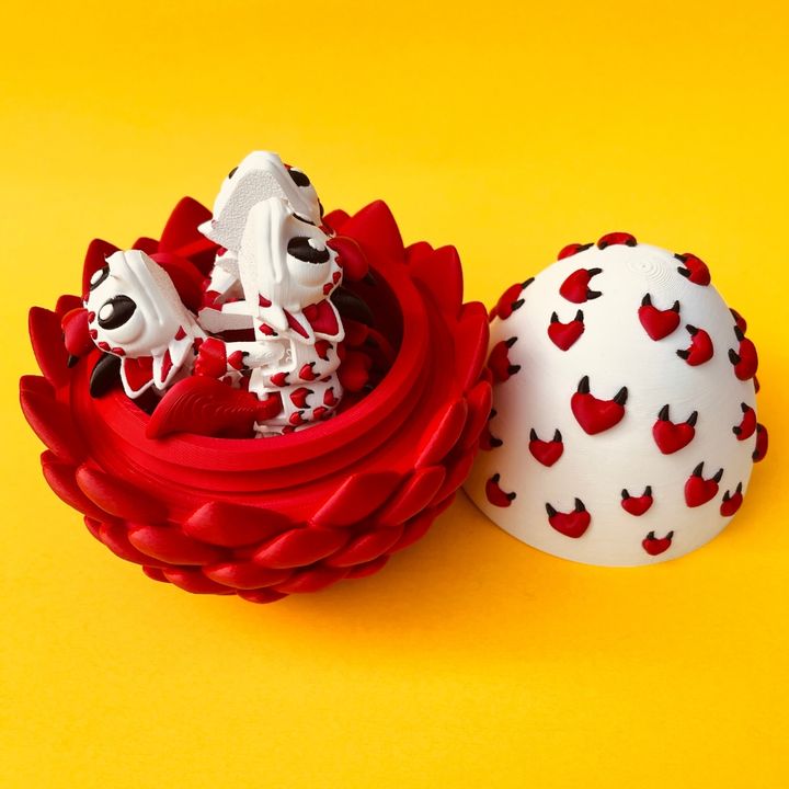 Flexi Devil Heart Valentine Dragon And Egg Box, Articulated Winged Dragon