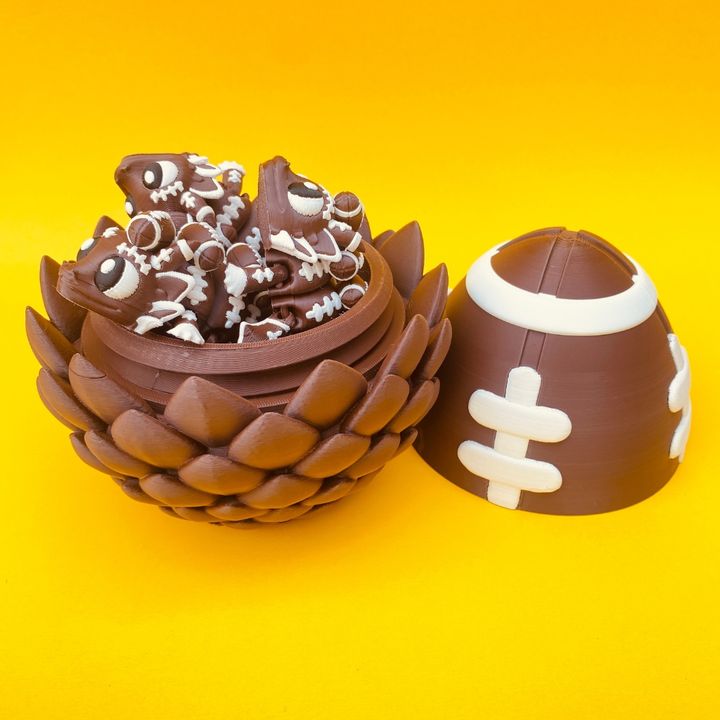 Articulated Flexi Football Dragon & Egg