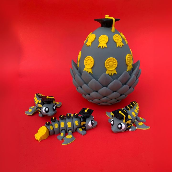 Articulated Flexi Graduation Winger Dragon & Egg