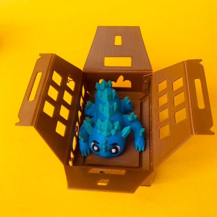 Articulated Flexi Mini Crystal Dragon & Bag Box