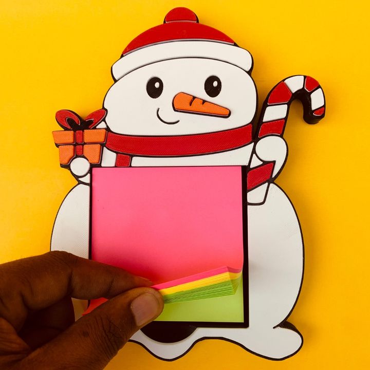 Snowman Sticky Note Holder: Christmas Desk Organizer