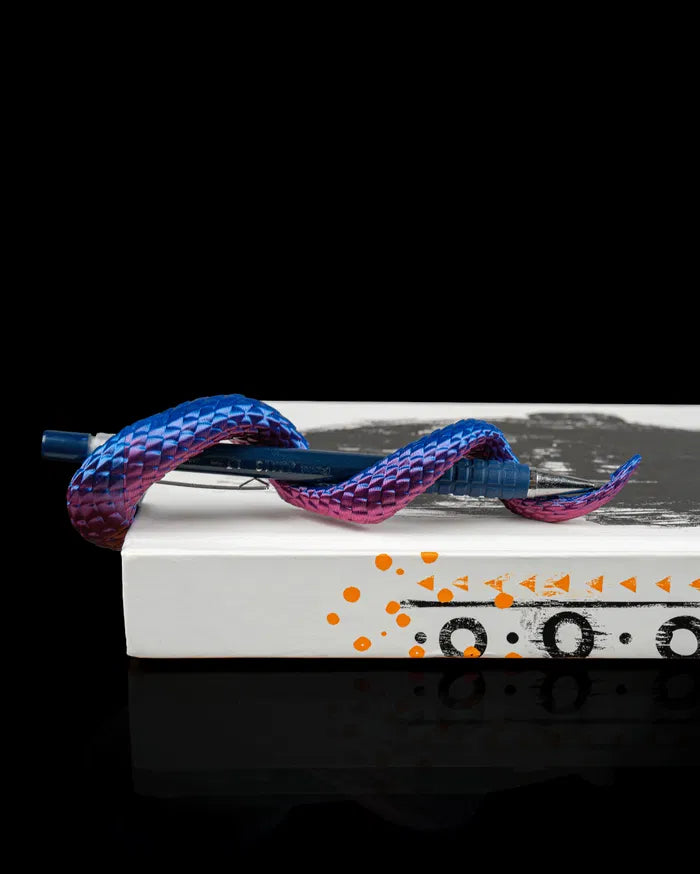 Dragon Tail - Pen Holder