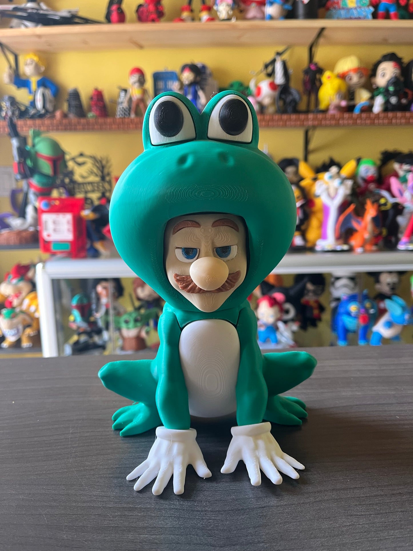 8" Frog Suit Luigi
