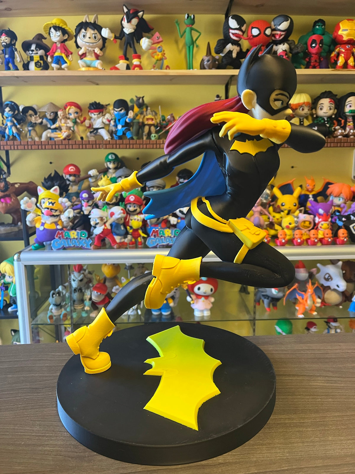 DC Comics 16" Batgirl