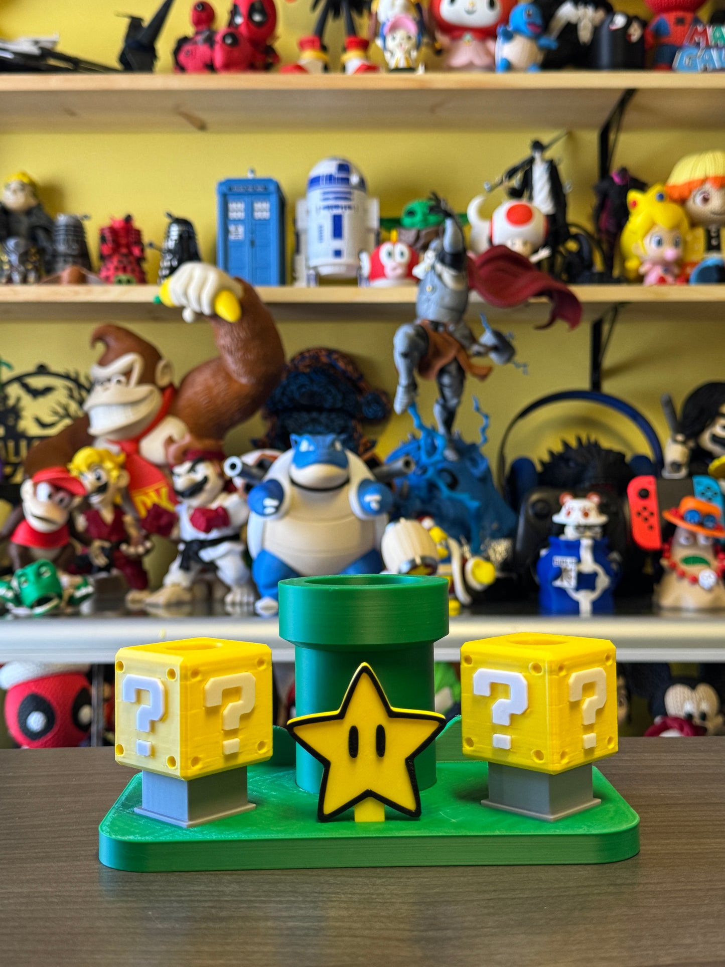 Mario World Toothbrush Holder