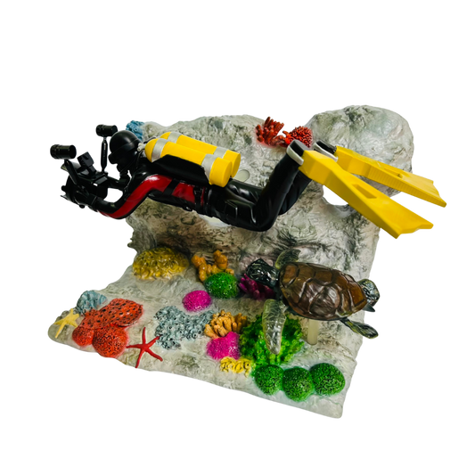 Aquarium Diver Diorama