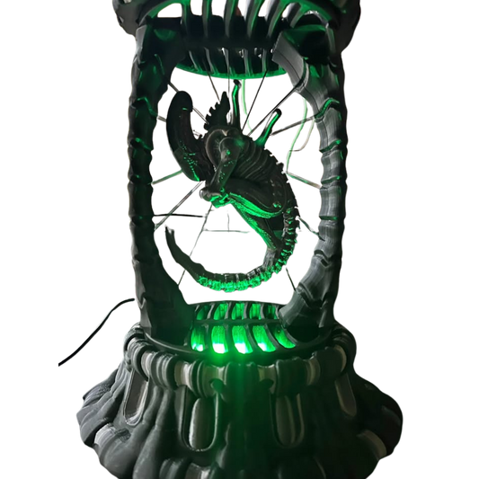 Alien Xenomorph LED Lamp - 10.5"