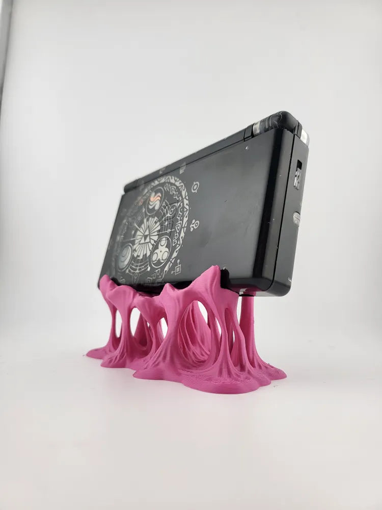 Nintendo DS Stand – Dripping Gum Display Holder