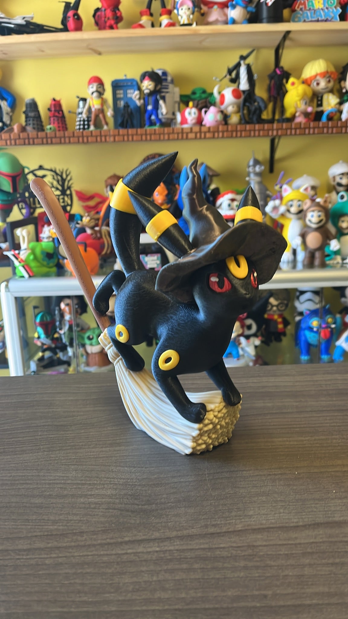 9" Pokemon Umbreon Witch